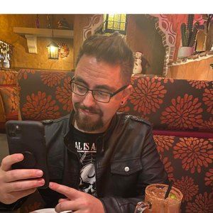 Meet your Posher, Garrett